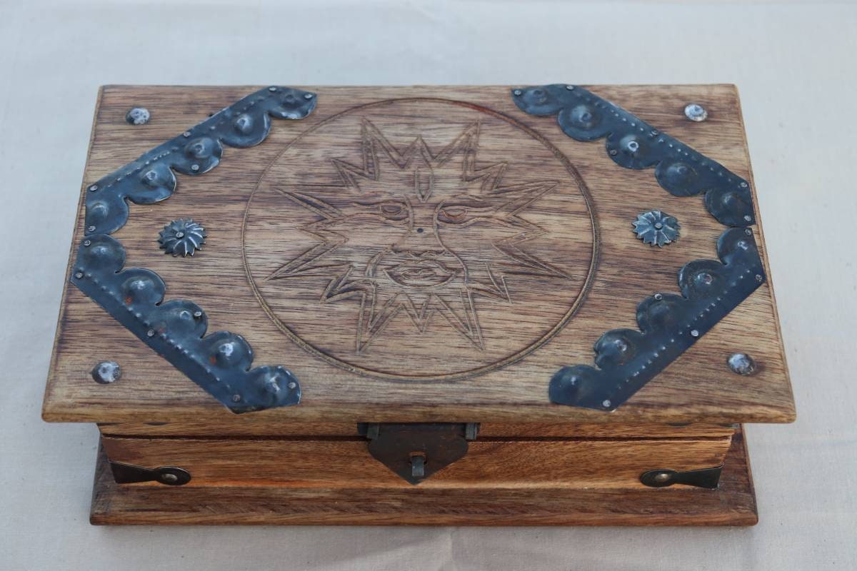 Rustic Sun Trunk - Witch Kit