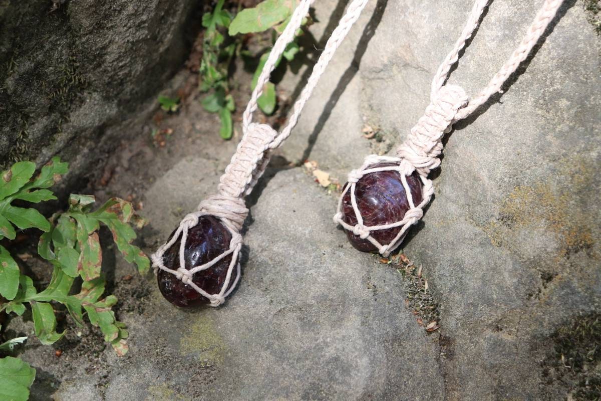 Garnet | Beige Hemp Wrapped Necklace