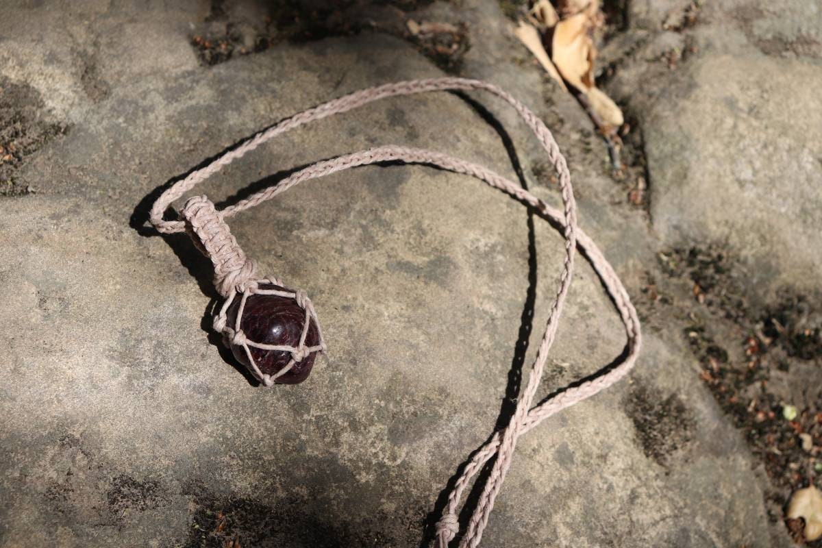 Garnet | Beige Hemp Wrapped Necklace