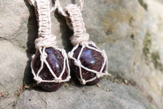 Garnet | Beige Hemp Wrapped Necklace