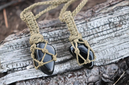 Black Obsidian | Green Hemp Wrapped Necklace
