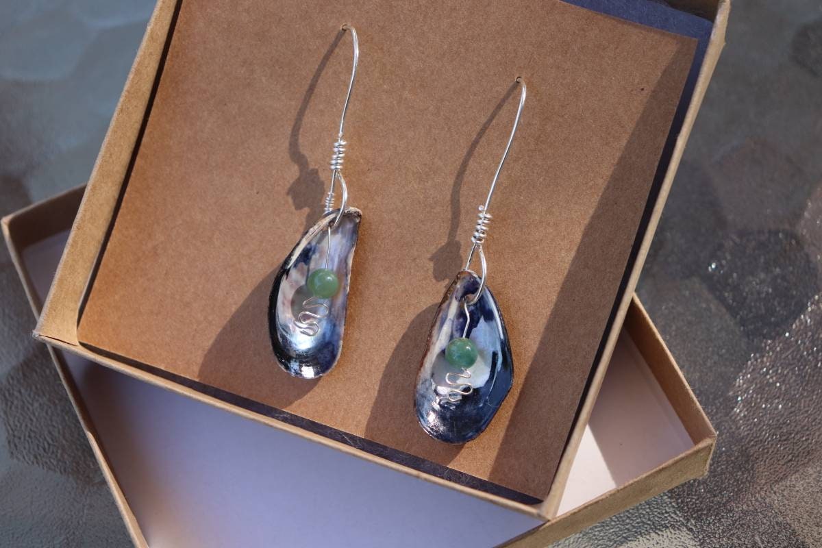 Grandidierite | Sterling Silver | Mussel Earrings