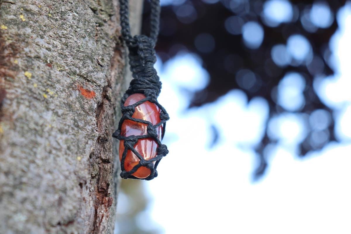 Agate | Black Hemp Wrapped Necklace